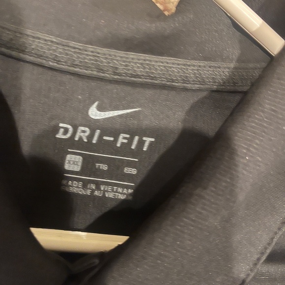 Nike XXL Men's Iowa Hawkeyes Polo - Picture 2 of 3